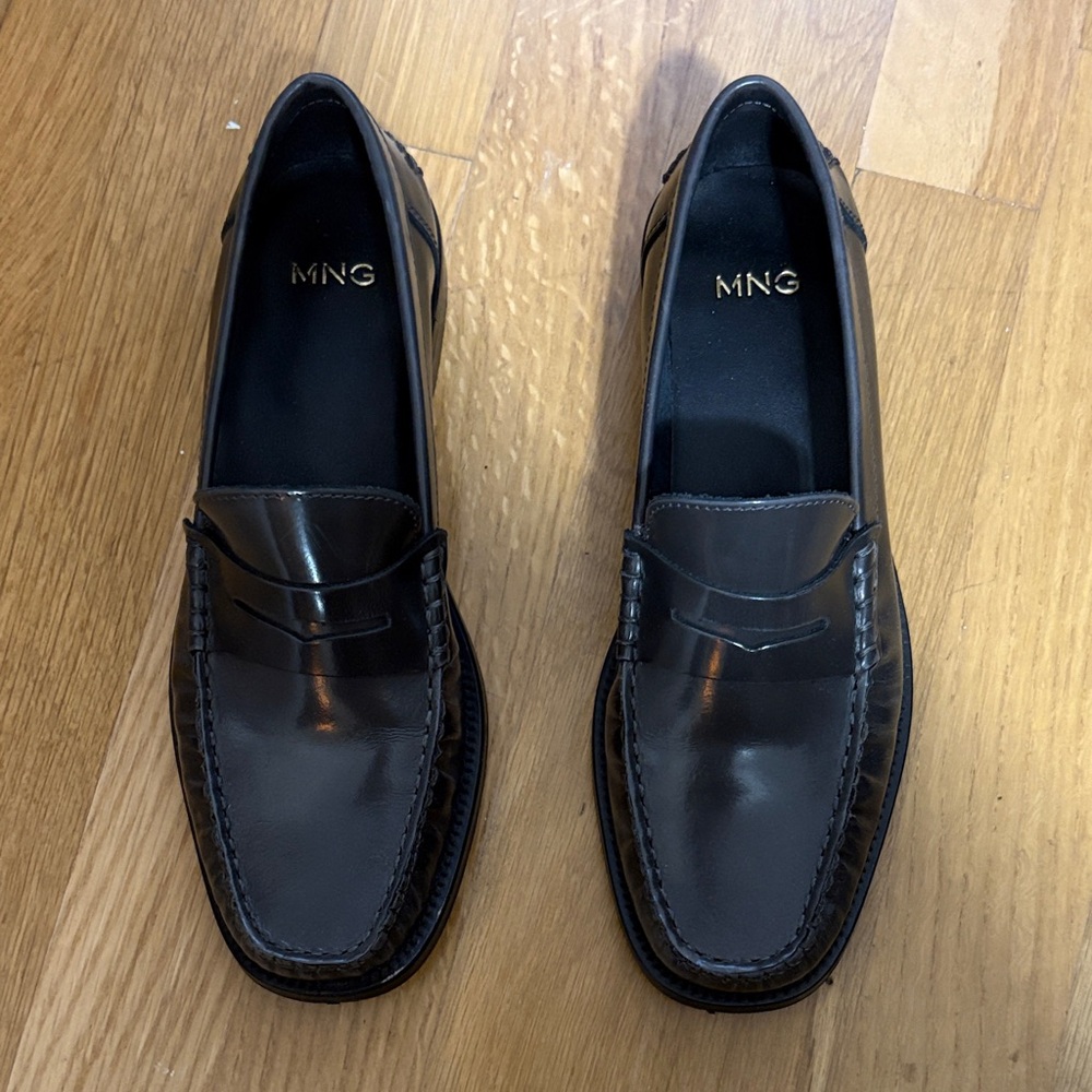 Grey Mango Leather Loafers